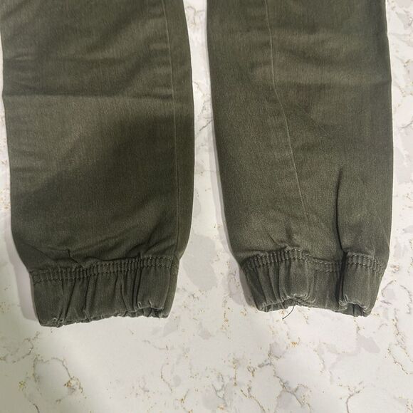 Retrofit Men’s Green Joggers - Picture 3 of 8
